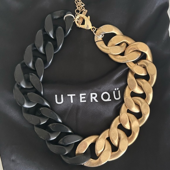 Uterque Large Necklace - Picture 3 of 4